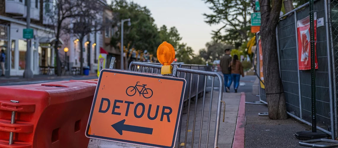 traffic control detour sign